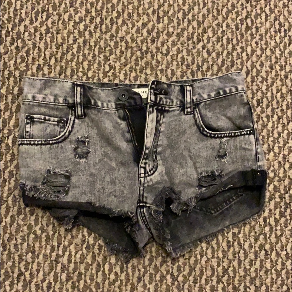 Gray distressed jean shorts